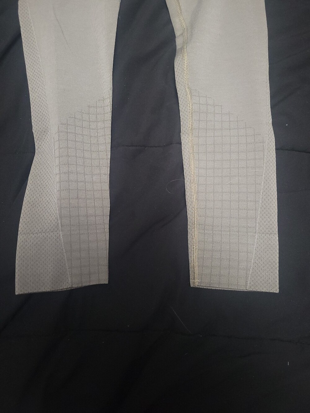 Size 6 Lululemon Lab Seamless Wool-Blend Tight - Picture 5 of 9